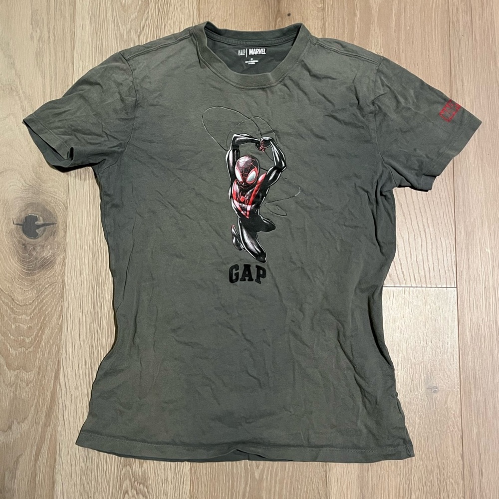 Gap x Marvel faded gray Spider-Man T-shirt  with marvel tag on sleeve